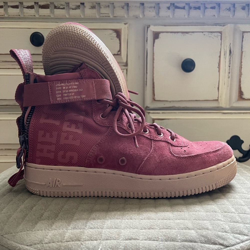 Nike SF Air Force 1 Women's High